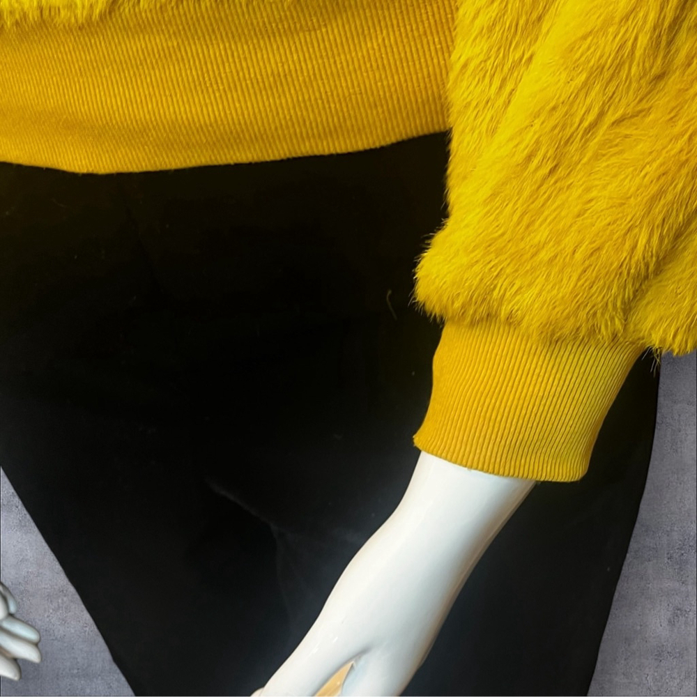 J.O.A. Mustard Faux-Fur Textured Sweater, M - Picture 9 of 13